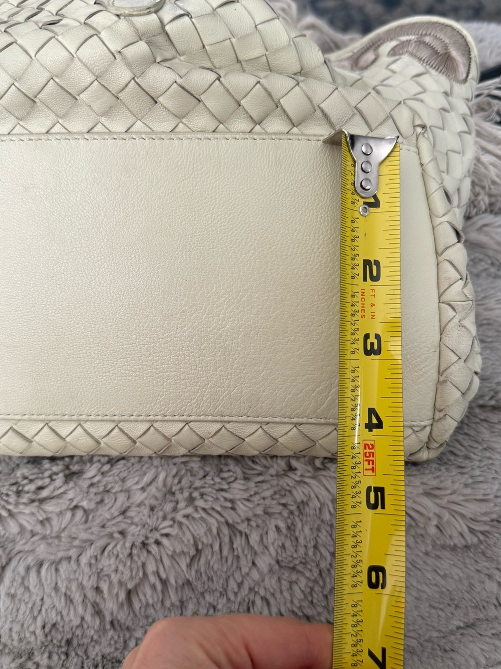 Bottega Veneta Cream Woven Leather Tote with Decorative Trim - Picture 14 of 15